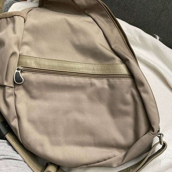 EUC Ameribag Khaki Sling Bag - Picture 2 of 8